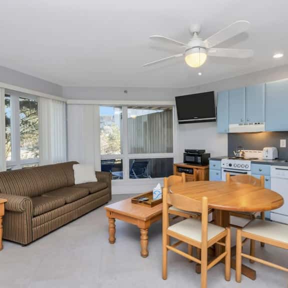 Unit 1011: Studio | 1st Floor-Garden View | Starfish - Image 1