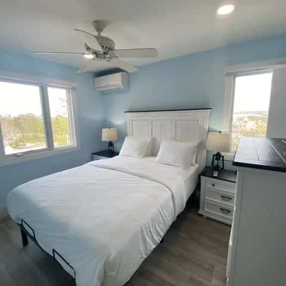 Unit 1711: 1-Bedroom | 1st Floor-Ocean Front | Ocean Edge - Image 1