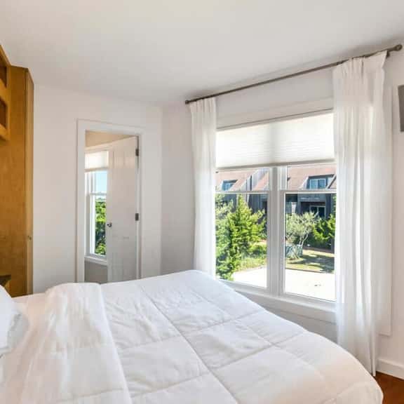 Unit 411: Cottage | Ocean View | Seagull - Image 1