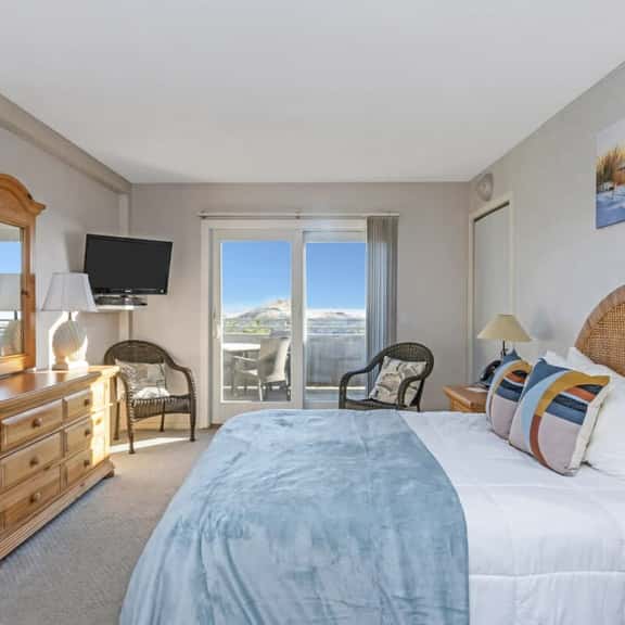 Unit 821: Studio | 2nd Floor-Ocean View | Osprey - Image 1